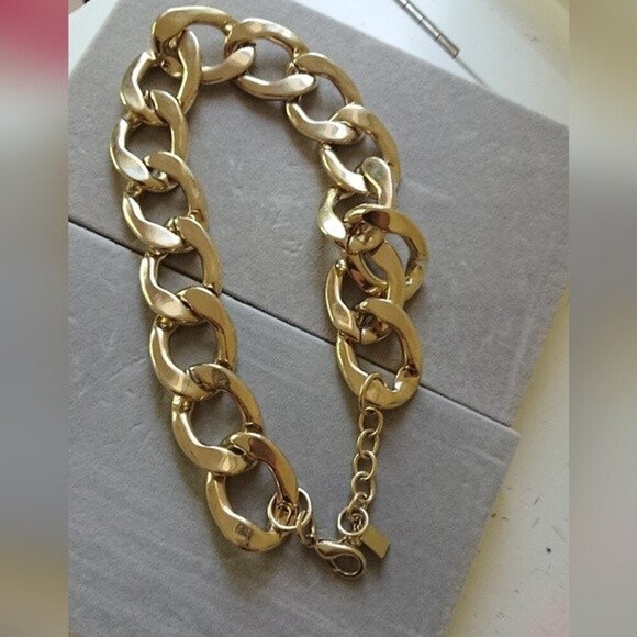 14th & Union Gold Plate Chunky statement Chain Necklace - Picture 5 of 7